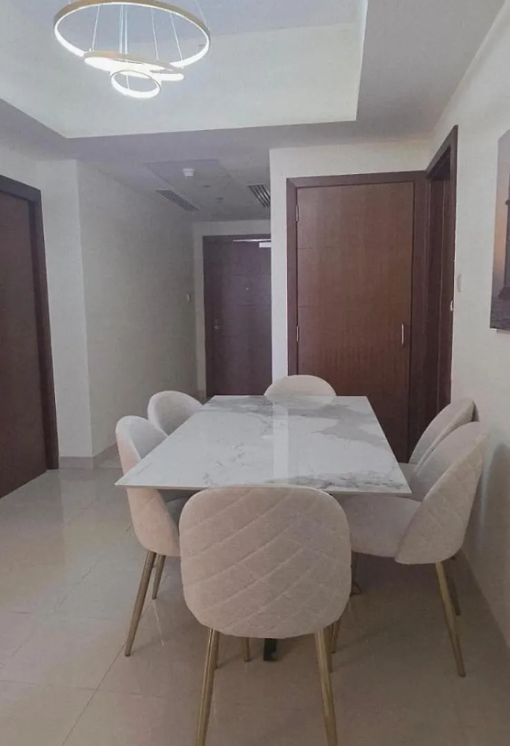 두바이 13Stnd- Luxury 2Bhk - Near Burj Khalifa - Free Parking - Downtown 아파트